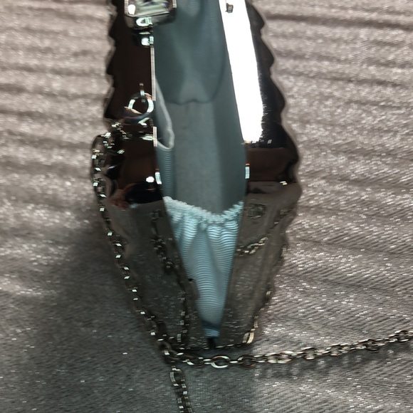 CHARMING CHARLIE RSVP Quilted Metal Evening Clutch - Picture 6 of 12